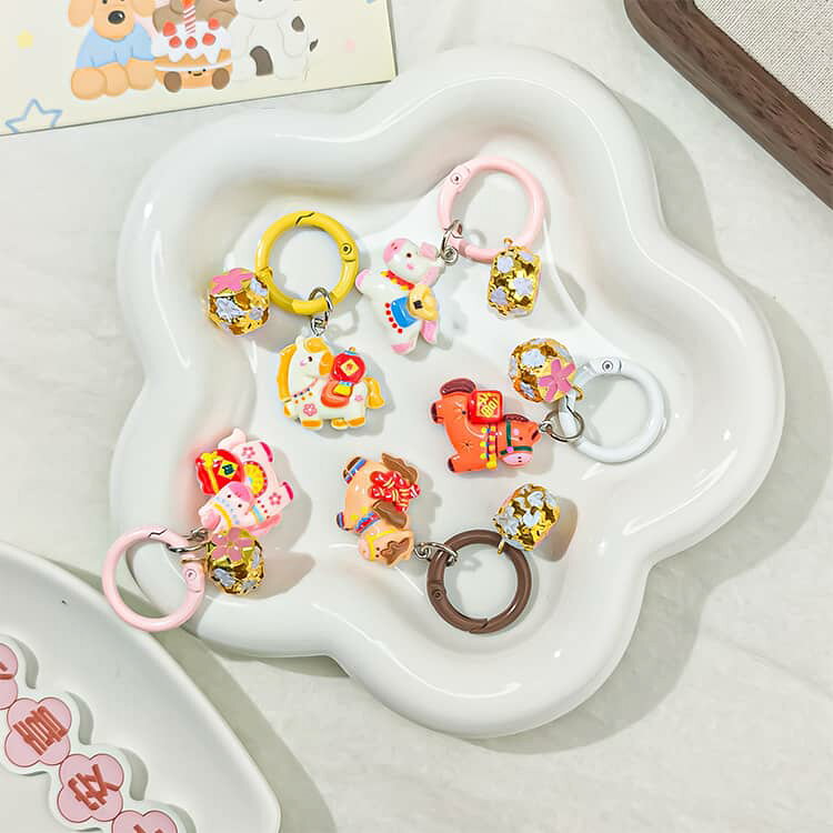 じゃらじゃら バッグチャーム 5点入り うま ウマモチーフ 開運 グッズ 縁起 午年 飾り キーリング キーイング うま かぎ 母の日 プレゼント 午年贈り物 送料無料 hasukii-10009229 ネットショップハスキー サンプル画像2