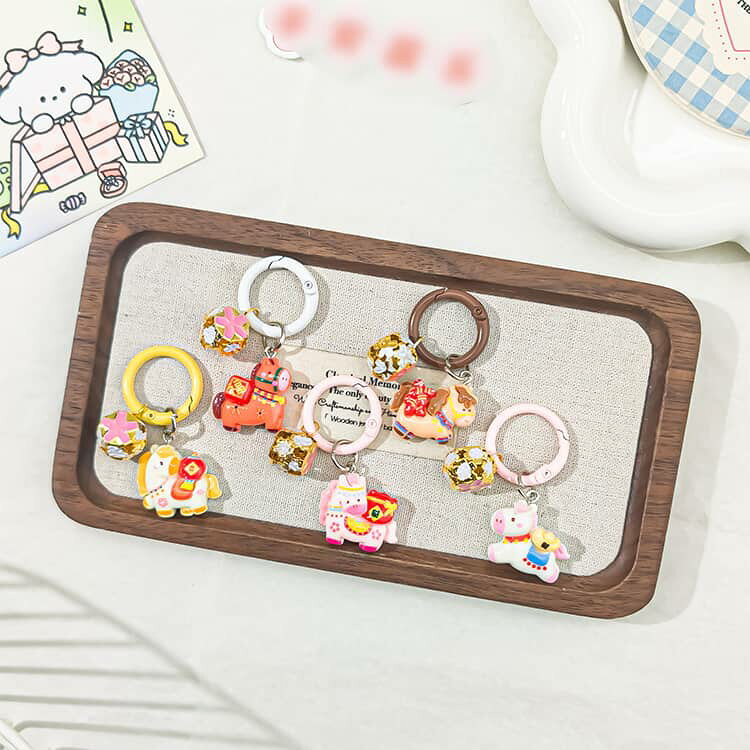 じゃらじゃら バッグチャーム 5点入り うま ウマモチーフ 開運 グッズ 縁起 午年 飾り キーリング キーイング うま かぎ 母の日 プレゼント 午年贈り物 送料無料 hasukii-10009229 ネットショップハスキー サンプル画像3