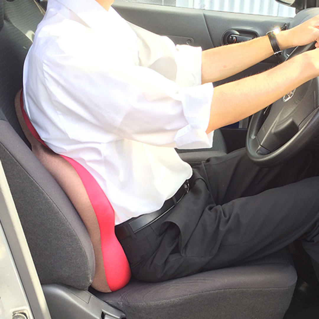 腰 腰用 クッション ビーズ ビーズクッション CuCu キュッキュッ スリム 薄型 座る 姿勢 骨盤 背骨 背中 体幹 保持 サポート らく 楽 ラク 疲れ 疲労 イス ソファー 家 ダイニング インテリア 会社 オフィス 仕事 内勤 通勤 車 シート 運転 やわらか ふわふわ 手洗い 洗える [2]