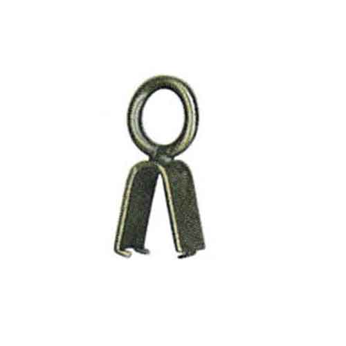 10ケ入りくわえ金具（コキ金具）くわえ金具(コキ金具)■　サイズH20mm×W8mm■　入数10ケ■　発送こちらの商品はお取り寄せ商品になります。通常3?4営業日で発送いたします。 ゆうパケットでのお届けです。ポスト投函されますのでポストのご確認をお願いいたします。 ※ご注文商品の変更・キャンセル、お客様都合の返品はご容赦いただいております。***金具・道具*** 開閉式丸カン付き金具 キーホルダー金具 紐止め金具エスカルゴ 足折れ金具 AK-3 AK-3-2 AK-3-3 AK-3-4 AK-3-5 くわえ金具 AK-10-10 AK-9-15 AK-9-16 AKT-1-10 くわえ金具(コキ金具) くわえ金具 AK-80-20 AK-80-25 AK-80-30 AK-81-20 AK-81-25 AK-81-30