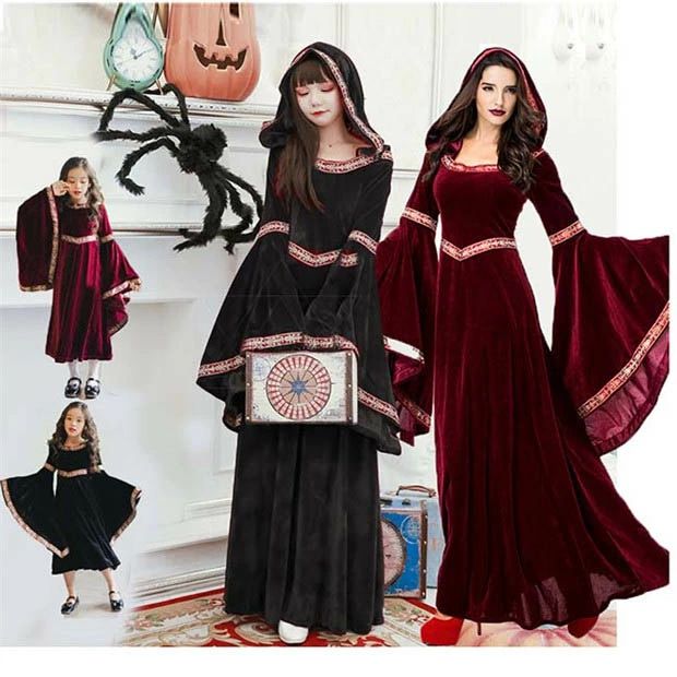 似ている商品をPICKUP！ ＊.*꙳ハロウィン衣装 レディース ワンピース 花嫁ゾ5,990円宮廷服ドレス 仮面舞踏会ドレス ワンピース ゴ7,890円ヨーロッパ中世 宮廷服ドレス 仮面舞踏会ドレ6,290円仮面舞踏会ドレス コスプレ クリスマス ハロウ5,070円コスプレ レディース ドレス ワンピース 中世5,240円貴族 ドレス ステージ衣装 舞台 レディース 6,870円 セット内容&nbsp;✽.*꙳ ワンピース「記載のないアクセサリー、小物等は付属しません」 大事なお知らせ&nbsp;✽.*꙳ #よくみて #コピーガード対策品 #TODOKANAI #サイズ違い #ABUNAI #やばい #コピー商品 ＃パクり ＃ニセモノ 素材&nbsp;✽.*꙳ ポリエステル カラー&nbsp;✽.*꙳ 大人ワインレッド/大人ブラック/子供 ワインレッド/子供 ブラック サイズ (cm)&nbsp;✽.*꙳ 大人 S/バスト86　 ウエスト72　着丈138前後 M/バスト90 ウエスト76　着丈143前後 L/バスト94　 ウエスト80　着丈145前後 XL/バスト98　ウエスト84　着丈148前後 子供 110/バスト64　ウエスト62　ロング丈90 120/バスト70　ウエスト68　ロング丈96 130/バスト76　ウエスト74　ロング丈102 140/バスト82　ウエスト80　ロング丈108 150/バスト88　ウエスト86　ロング丈114※表記寸法と実寸値の多少の誤差はご容赦ください。 送料&nbsp;✽.*꙳ ★1点 880円(北海道・九州・沖縄・離島除く)商品を複数ご注文の場合の送料は、下記の表を参照してください。 ※SALE品など、他商品との同梱発送不可の商品と合わせてご購入の場合、送料の計算が異なりますのでご注意ください。 注意事項&nbsp;✽.*꙳ ●ページの閲覧環境によって、掲載写真と実際の商品の色合いが異なる場合があります。 ●モデルに小物を使う場合がございますが、商品に含まれませんので、セット内容をご確認ください。 ●製造過程・出荷過程の間に出来た細かなキズ・折りジワ・ヨゴレなどある場合がございます。細かい部分まで気になさる方は、ご購入をご遠慮ください。 ●商品の仕様は、製造元の都合により予告なく変更や突然の欠品等で商品手配の遅れや手配ができない場合がございます。 ●お届けした商品に不備がございましたら、お届け後5日以内にご連絡ください。早急に対応させていただきます。なお期日を過ぎた場合はお受け致しかねます。 ●土日祝祭日のご注文およびお問い合わせへの弊社からのご連絡は、翌営業日となります。 ●海外製品のため、詳細タグなし。 ●配送の関係上、ラッピング対応は受け付けておりません。 &nbsp;&nbsp;会社・学校・団体でご購入のお客様 発送の際、ご担当者様のお名前（フルネーム）が必要となります。 登録情報のお名前を、会社名や団体名のみでご登録されている場合、ご登録名をご担当者様のお名前にご変更していただくか、【備考欄】にフルネームでご記入願います。 【納品書や領収書につきまして】 当店では個人情報保護及び環境保全の為ペーパーレス化に取り組んでおりますので、お届けのお荷物に納品書（お買上明細書）は同封しておりません。ご了承くださいませ。 ご希望の場合、ご注文時【備考欄】にご記入願います。PDFファイルをメールにて添付いたします。 &nbsp;&nbsp;返品・交換・キャンセルについて サイズ間違い・イメージ違いなど、お客様都合によるキャンセルやご交換は原則として承っておりません。返品ルールに関しましては、リンク先ページをご覧の上、お気軽にお問い合わせください。 SIMILAR COLOR レッド 赤 ブラック 黒