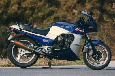 バイクパーツYAMAMOTOレーシング ヤマモト.R スリップオン/カーボンサイレンサー2ホンダシ GPZ900R40900-02NCB 4521717300147