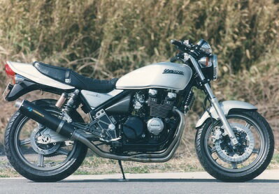 バイク用品 マフラーヤマモトレーシング ヤマモト.R ステン4-1 アルミサイレンサー ZEPHYR400 x40400-11SAB 4521717300031取寄品 セール