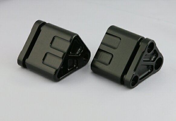 K-FACTORY ダウンチューブ オプション BLK ZRXエンジンヨウハンガーA 《ケイファクトリー 112SZDI005B》