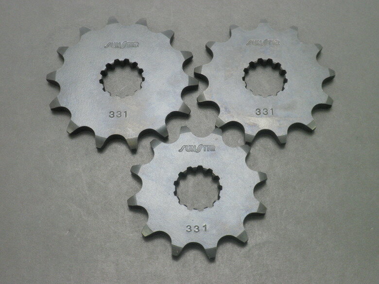 バイク用品 駆動系SUNSTAR サンスター フロントスプロケット 520-14T BANDIT250 GSX250S刀 ACROSS COBRA250 GSX-R250Rなど33114 4562116116113取寄品
