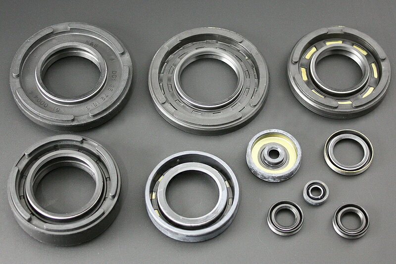 バイクパーツ PMC(ピーエムシー) クランクシールセット 69-3124589641274774