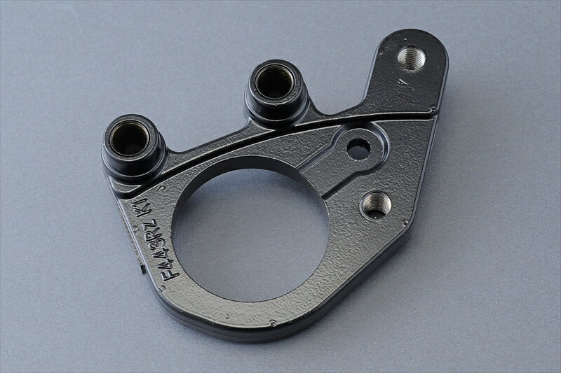 バイクパーツ MRS(エムアールエス) 右側 キャリパーサポートMRS-K-B0064550255135263