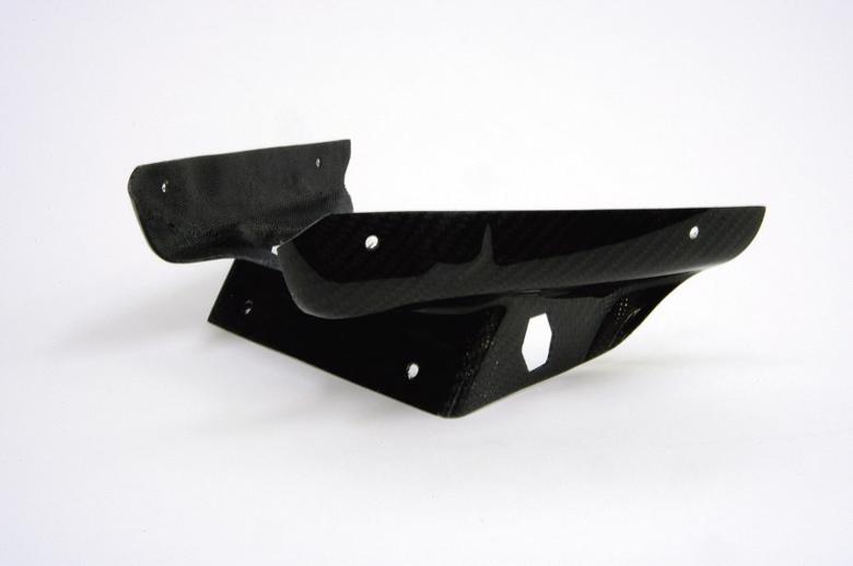 バイクパーツ 外装マジカルレーシング フロントフェンダー タイプ2綾織カーボン001-GS1399-401A 4547424673718GSX1300R 99-07
