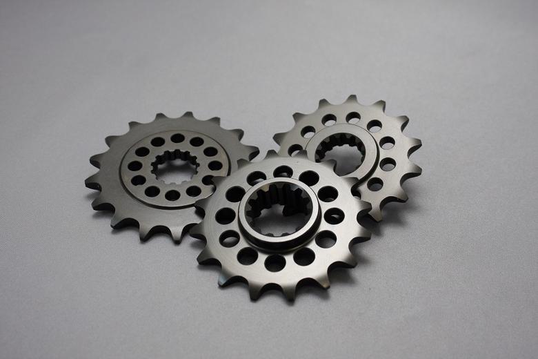 バイク用品 駆動系SUNSTAR サンスター スプロケット 520-14T GSX-R1000 L73F3-14 4589718984865取寄品 セール