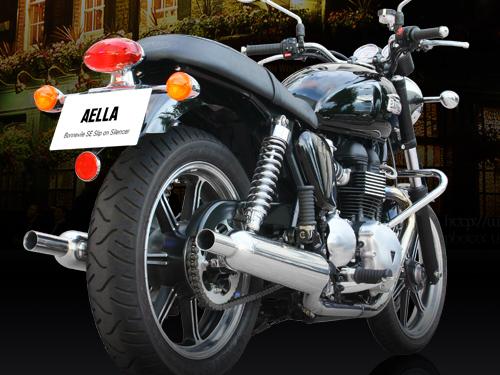 バイク用品 マフラーAELLA アエラ スリップオンマフラー トライアンフ ボンネビルSEAE-42018 4548664491568
