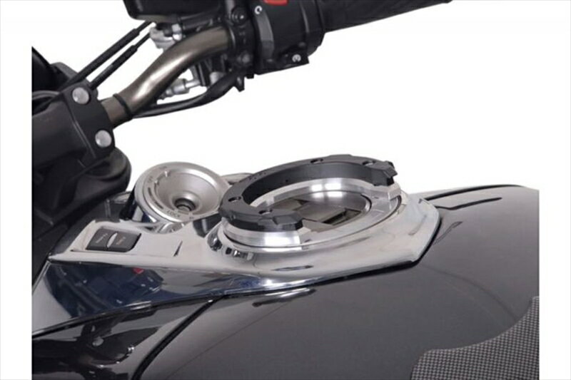 バイク用品 エスダブリューモーテック SWモーテック EVOタンクリング SUZUKI(B-KING 07-11)TRT0064013100/B 4538792863450取寄品 セール