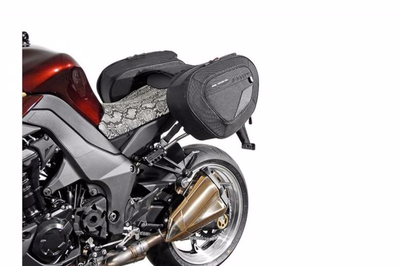 バイク用品 エスダブリューモーテック SWモーテック BLAZE サドルバッグセット ハイver Z1000 10-13BCHTA0874010201/B 4538792239798取寄品 セール