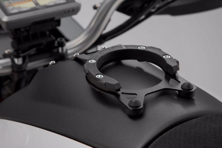 バイク用品 エスダブリューモーテック SWモーテック EVOタンクリング MOTOGUZZI V85 TT 19TRT0064031500/B 45387924...