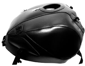 バイクパーツ バグスター タンクカバー ブラック1435U 4547424455390GSX1400 01-07