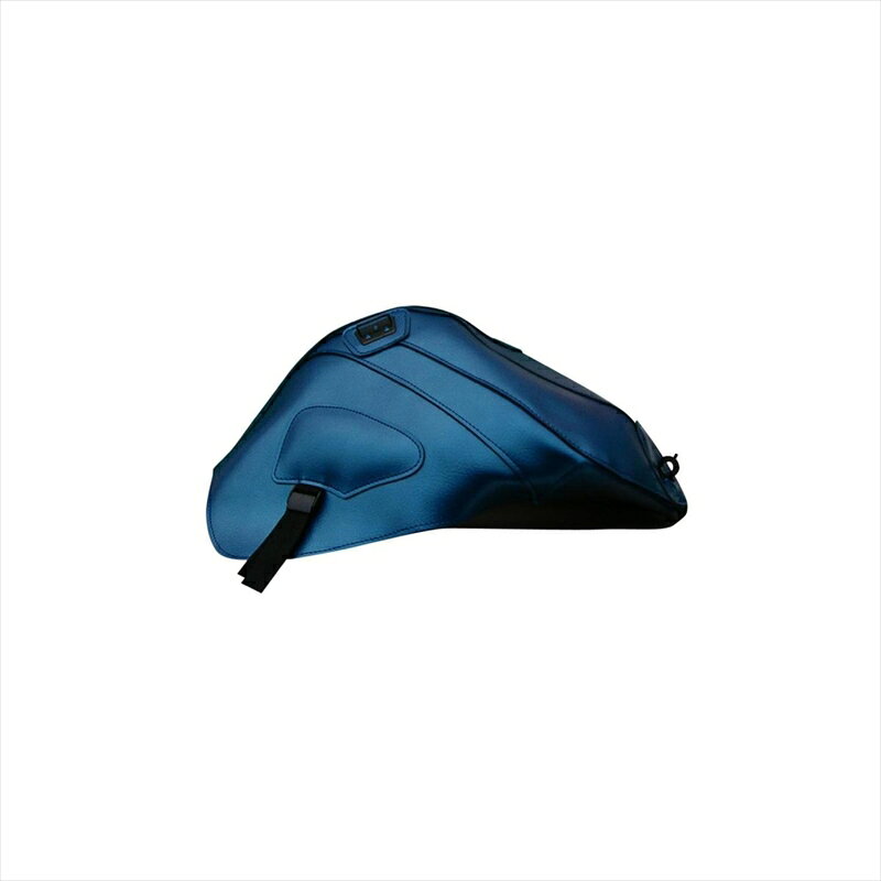 ■メーカー名：BAGSTER(バグスター) ■メーカー品番：1522F ■JAN：4547567840633 ・適応車両：DAYTONA675/STREET TRIPLE 06-10 ヨーロッパのバイク文化が生んだタンクをカバーするための商品。幅広いカラーバリエーションで、愛車のイメージチェンジに最適です。タンクの保護はもちろん、専用タンクバッグのベースとしてもご使用いただけます。マグネット式の製品と違い、高速走行中にバッグが浮く心配はありません。色[カラー]：パールブルー 材質[素材]：PVC(合皮) 加工[有/無]：無 内容量[数量]：タンクカバー本体 型番：1522 備考：※仕様変更によりバックルの色が写真と異なる場合がございます。仕様のご指定はお受けできかねますのでご了承ください。 特記事項：合皮製のため装着後、車体に馴染むまでしばらく時間がかかります。特に給油口付近、フチの部分など若干浮いた状態になる場合がございますが、仕様ですので製品に問題はありません。タンクバッグ装着時、バッグのサイズ・車種によっては乗車姿勢やハンドリングに支障が出たり、カウルへの干渉が発生する場合がございます。乗車前には必ず運転操作に問題が無いかご確認ください。 使用上の注意：【取付時】タンクに砂等の異物が入っている場合、擦れてタンクに細かな傷が発生する可能性があります。洗車後タンクが乾いた状態で取り付けを行ってください。【お手入れ】定期的に取り外し、タンクとタンクカバーのクリーニング、およびメンテナンスを行ってください。汚れが気になる場合は、マイクロファイバーでふき取るか、中性洗剤を使用し、ぬるま湯で洗い流してください。万が一雨などで濡れた場合には、陰干しをして、乾燥した上でご使用ください。 ※画像注意書き ： 画像1： 画像2：※2021年10月頃よりバックル部の色がシルバーへ仕様変更されております。 画像3：※2021年10月頃よりバックル部の色がシルバーへ仕様変更されております。 画像4：※2021年10月頃よりバックル部の色がシルバーへ仕様変更されております。 画像5：※2021年10月頃よりバックル部の色がシルバーへ仕様変更されております。 画像6： 画像7： 画像8： 画像9： 画像10： ■カテゴリ：車用品・バイク用品 ＞＞ バイク用品 ＞＞ アクセサリー ＞＞ バッグ・ケース ＞＞ その他 ■分類：バイク用品,バイクパーツ（オートバイ/二輪車/モーターサイクル） ■有名バイク：ネイキッド,アメリカン,モタード,デュアルパーパス,レーサーレプリカ・スーパースポーツ,ツアラー/クルーザー,ミニバイク,ビッグスクーター,スクーター(原付バイク),ビジネスバイク,オンロード,オフロード,電動 ■キーワード：ツーリング(ロングツーリング),通勤,通学,ソロ,街乗り