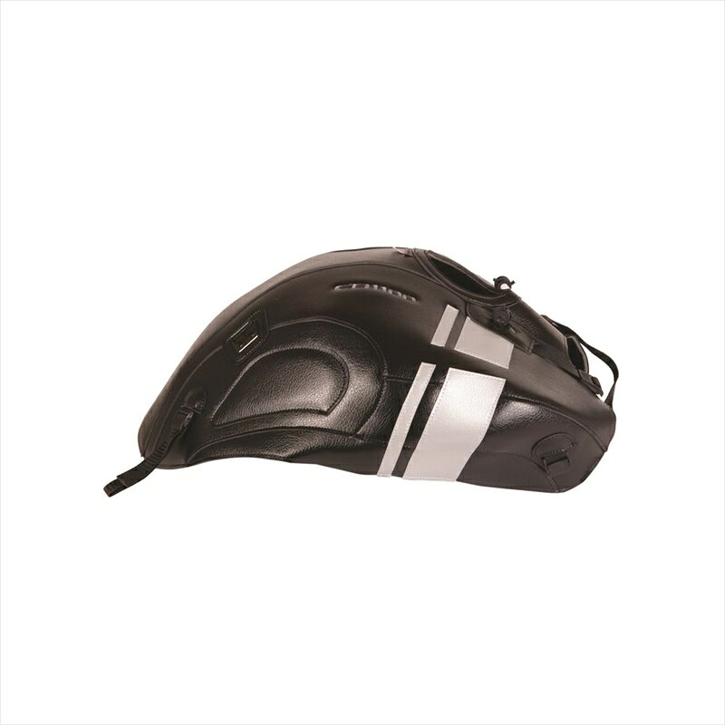 ■メーカー名：BAGSTER(バグスター) ■メーカー品番：1734C ■JAN：4549950933854 ・適応車両：CB1100 EX/RS 17-22 ヨーロッパのバイク文化が生んだタンクをカバーするための商品。幅広いカラーバリエーションで、愛車のイメージチェンジに最適です。タンクの保護はもちろん、専用タンクバッグのベースとしてもご使用いただけます。マグネット式の製品と違い、高速走行中にバッグが浮く心配はありません。色[カラー]：ブラック/シルバー 材質[素材]：PVC(合皮) 加工[有/無]：無 内容量[数量]：タンクカバー本体 型番：1734 備考：※仕様変更によりバックルの色が写真と異なる場合がございます。仕様のご指定はお受けできかねますのでご了承ください。 特記事項：合皮製のため装着後、車体に馴染むまでしばらく時間がかかります。特に給油口付近、フチの部分など若干浮いた状態になる場合がございますが、仕様ですので製品に問題はありません。タンクバッグ装着時、バッグのサイズ・車種によっては乗車姿勢やハンドリングに支障が出たり、カウルへの干渉が発生する場合がございます。乗車前には必ず運転操作に問題が無いかご確認ください。 使用上の注意：【取付時】タンクに砂等の異物が入っている場合、擦れてタンクに細かな傷が発生する可能性があります。洗車後タンクが乾いた状態で取り付けを行ってください。【お手入れ】定期的に取り外し、タンクとタンクカバーのクリーニング、およびメンテナンスを行ってください。汚れが気になる場合は、マイクロファイバーでふき取るか、中性洗剤を使用し、ぬるま湯で洗い流してください。万が一雨などで濡れた場合には、陰干しをして、乾燥した上でご使用ください。 ※画像注意書き ： 画像1： 画像2：※2021年10月頃よりバックル部の色がシルバーへ仕様変更されております。 画像3：※2021年10月頃よりバックル部の色がシルバーへ仕様変更されております。 画像4：※2021年10月頃よりバックル部の色がシルバーへ仕様変更されております。 画像5：※2021年10月頃よりバックル部の色がシルバーへ仕様変更されております。 画像6： 画像7： 画像8： 画像9： 画像10： ■カテゴリ：車用品・バイク用品 ＞＞ バイク用品 ＞＞ アクセサリー ＞＞ バッグ・ケース ＞＞ その他 ■分類：バイク用品,バイクパーツ（オートバイ/二輪車/モーターサイクル） ■有名バイク：ネイキッド,アメリカン,モタード,デュアルパーパス,レーサーレプリカ・スーパースポーツ,ツアラー/クルーザー,ミニバイク,ビッグスクーター,スクーター(原付バイク),ビジネスバイク,オンロード,オフロード,電動 ■キーワード：ツーリング(ロングツーリング),通勤,通学,ソロ,街乗り