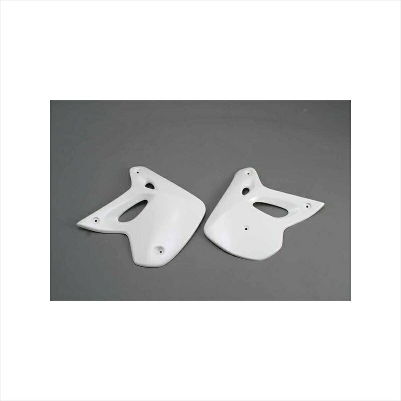 ■メーカー名：A-TECH(エーテック) ■メーカー品番：K35032 ■JAN：4524446007844 ・適応車両：KSR1/2 材質[素材]：平織カーボン ※画像注意書き ： 画像1：※画像はFRPホワイトです。実際の商品はカーボンになります。 画像2： 画像3： 画像4： 画像5： 画像6： 画像7： 画像8： 画像9： 画像10： ■カテゴリ：車用品・バイク用品 ＞＞ バイク用品 ＞＞ パーツ ＞＞ 冷却系パーツ ＞＞ ラジエーター ■分類：バイク用品,バイクパーツ（オートバイ/二輪車/モーターサイクル） ■有名バイク：ネイキッド,アメリカン,モタード,デュアルパーパス,レーサーレプリカ・スーパースポーツ,ツアラー/クルーザー,ミニバイク,ビッグスクーター,スクーター(原付バイク),ビジネスバイク,オンロード,オフロード,電動 ■キーワード：ツーリング(ロングツーリング),通勤,通学,ソロ,街乗り