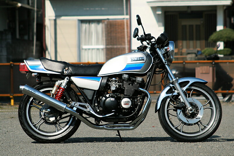バイク用品 マフラーアールピーエム RPM NEW-RPM4in2in1 XJ400D3202 4582287242350取寄品 セール