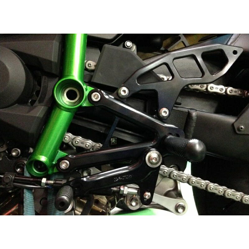 バイクパーツ ステップケイファクトリー ライディングステップ スーパーブラック 172MZBR107R 4582215606599