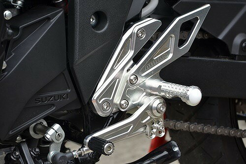 バイクパーツ ステップアグラス バックステップ312-303-000 4549950201823GSX250R 17