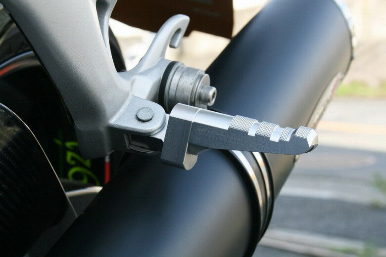 バイク用品 ステップストライカー ストライカー オリジナルタンデムステップバー SLV GSX1300ハヤブサ 08-SS-TB1S1S 4580363911374取寄品 セール