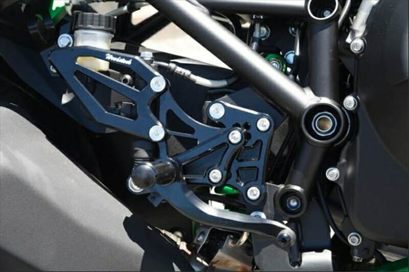 【5日前後で発送】バイクパーツWOODSTOCK(ウッドストック) バックステップキット オールBLKWBS-K37-BB4549950942375