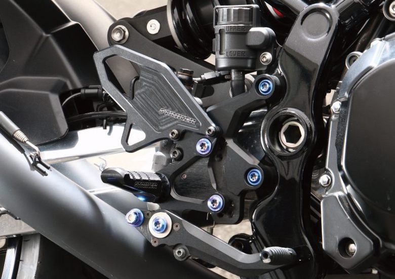 バイク用品 ステップストライカー ストライカー ワイドヒールガード ブラック 左右セットSS-R9703003LR 4580363911701取寄品 セール