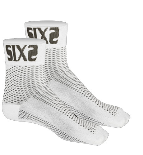 バイク用品 ウェアSIXS シックス ソックス SX-SHO WHITE CARBON ＃26.5-28.0cmSX-SHO-WH43/46 4582483511212取寄品
