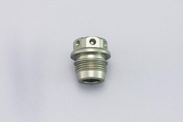 バイク用品 冷却系 その他(冷却系)K-FACTORY オイルフィラーキャップ チタンカラー Fタイプ 1198(10-)ケイファクトリー 000VZCD006C 取寄品