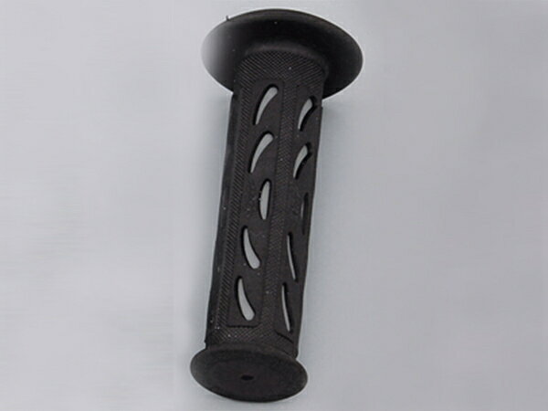 【5日前後で発送】 バイク用品 ハンドルDAYTONA デイトナ PRO-GRIP#724Mグレー ブラックCL98073 4909449523537取寄品