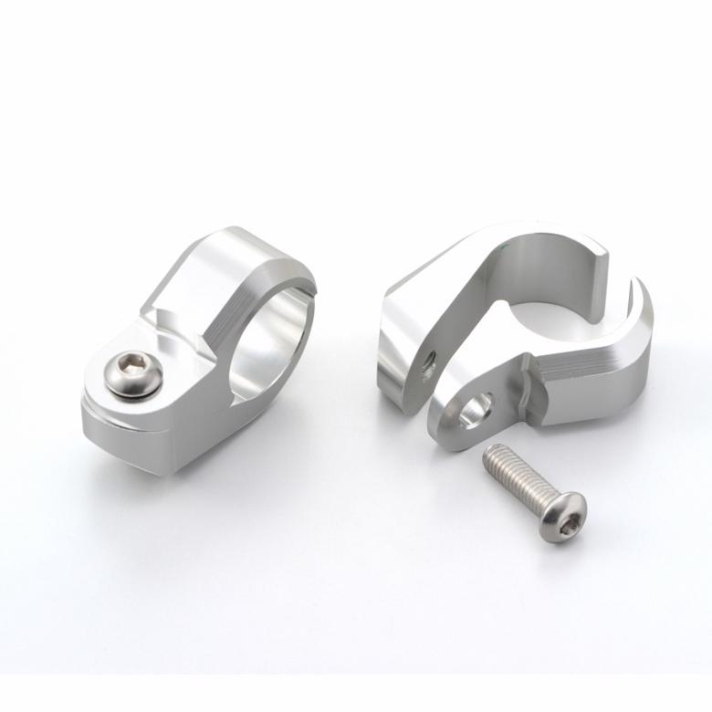 【5日前後で発送】 バイク用品 電子機器類DAYTONA デイトナ ACクロスバークランプ(シルバーアルマイト)99444 4909449542996取寄品