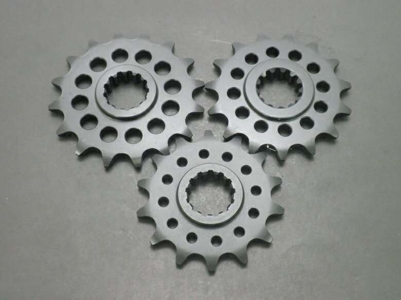 バイク用品 駆動系SUNSTAR サンスター フロントスプロケット 520-15T YZF-R1(520con) XJR1300・1200(520con) FZ1(520con)など39515 4562116116540取寄品 セール