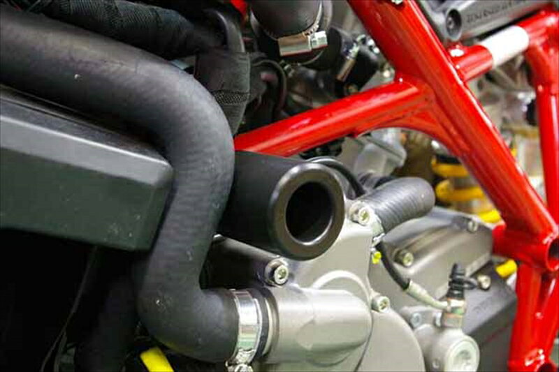 外装 ベビーフェイス ベビーフェイス フレームスライダー DUCATI 848 1098 1198 Streetfighter 07-13 006-SD001 4589981471055 取寄品