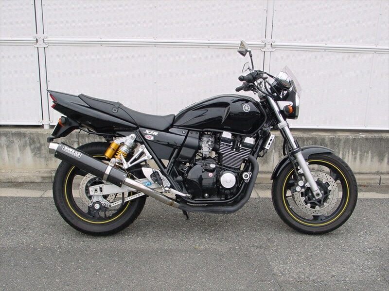 マフラー ダブルアールズ WR`S S O ラウンドカーボンサイレンサー XJR400R 01-(BC-RH02J) BC2403JM 4547567358886 取寄品