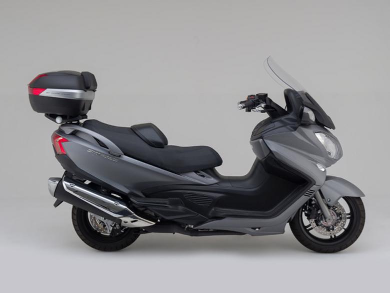 【5日前後で発送】ジビ GIVI GIVI SR3104 スペシャルラック スカイウェブ650 94037 4909449487471 取寄品 2