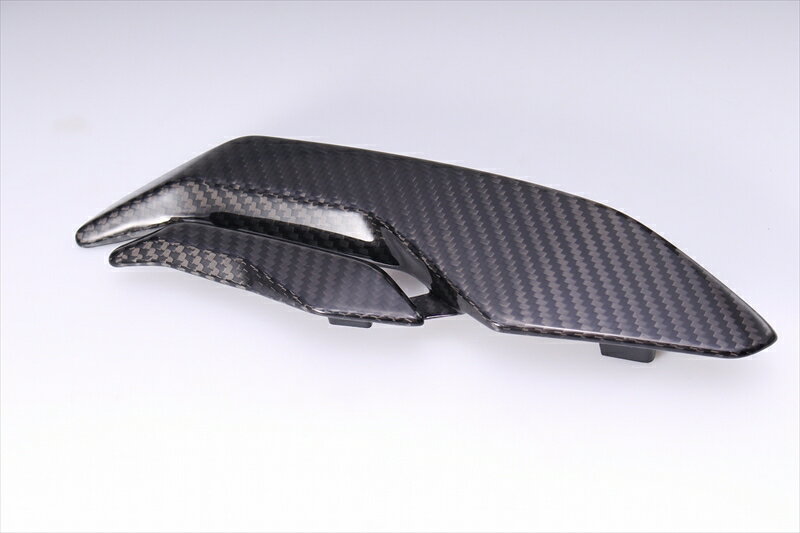 【5日前後で発送】バイクパーツ スピードラ サイドカバー ドライカーボン 仕様:綾織り艶ありCBM1017TG 4580556226865