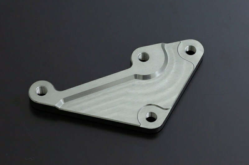 バイクパーツ PMC(ピーエムシー) キャリパーサポート 330mmローター75-1213-14589641286524