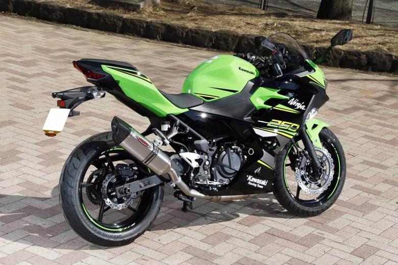 バイク用品 マフラーストライカー ストライカー ストリートコンセプトS O OFF-TYPE B チタンヒート Ninja250 18931430IMJ-H 4580363927740取寄品 セール