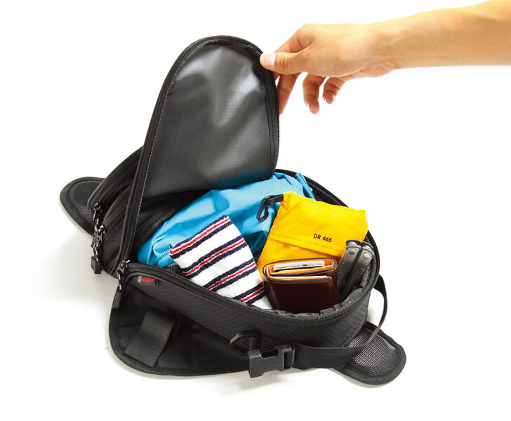 バイク用品 デグナー デグナー マグネット式タンクバッグ ブラックNB-5A 452448605...