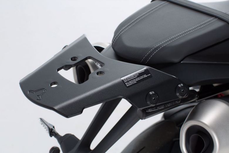 バイク用品 エスダブリューモーテック SWモーテック ALU-RACK(アルラック)BLK TRIUMPH SPEEDTRIPLES R 15-GPT1185415000/B 4538792039879