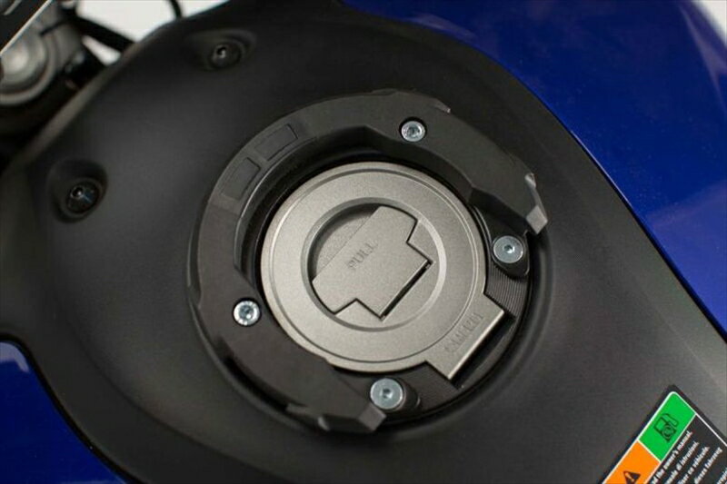 バイク用品 エスダブリューモーテック SWモーテック EVOタンクリング YAMAHA DUCATI MV AGUSTA TRIUMPH 5穴TRT0064011001/B 4538792863351