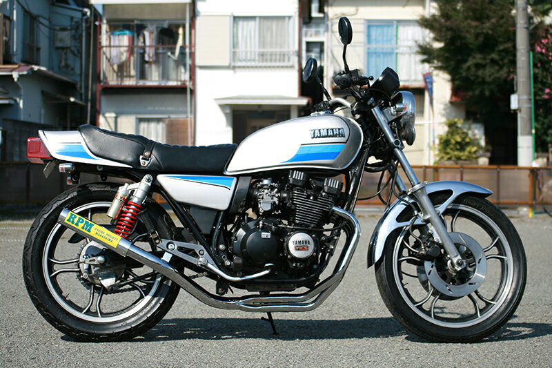 バイク用品 マフラーアールピーエム RPM RPM-4in2in1 XJ400D3002 4582287250928取寄品 セール