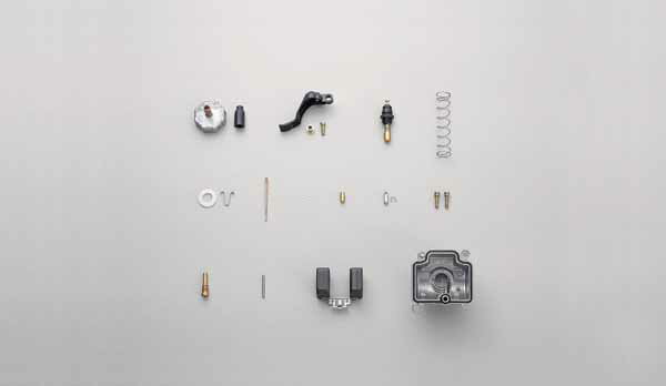 【5日前後で発送】 バイク用品 吸気系 エンジンDAYTONA デイトナ フロートチャンバートリツケボルト 2ケ32547 4909449143544取寄品