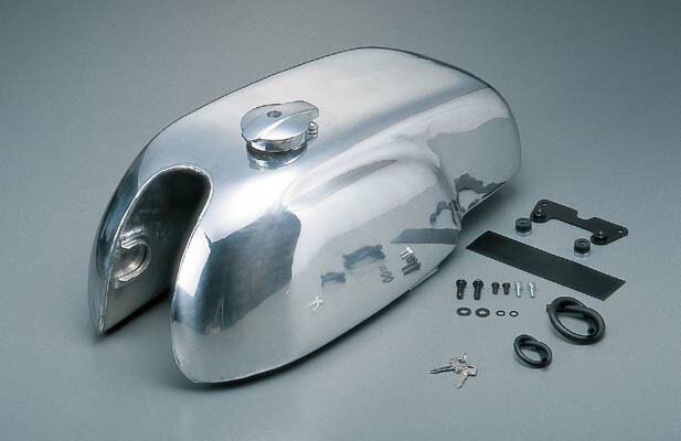 【5日前後で発送】バイク用品 外装DAYTONA デイトナ ノートンタイプアルミガソリンタンク SR40066678 4909449322116取寄品 セール