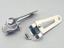 【5日前後で発送】 バイク用品 電装系DAYTONA デイトナ ヘッドライトブラケット 27-33 ステンレス68079 4909449337769取寄品