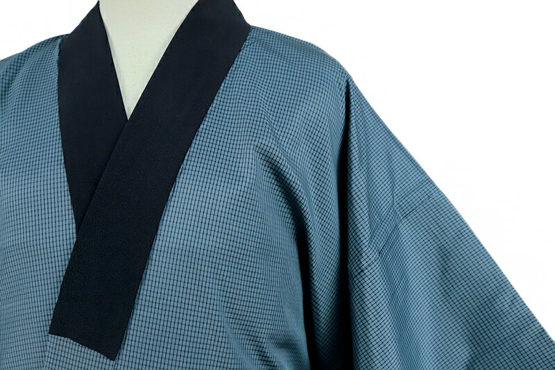 【 中古 】 長襦袢 本場 大島紬 着物 中古 リサイクル 新古品 メンズ 正絹 着物 半衿付き 青 黒 亀甲文様 仕立て上がり お洒落 カジュアル 身丈134.5cm 裄70cm 日本サイズ No.3-0470