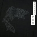 【 中古 】 結城紬 正絹 単衣 黒地 リサイクル 着物 中古 鯉 100亀甲 カジュアル 地機 仕立て上がり お洒落 身丈161.9cm 裄64.5cm Lサイズ No.i3-0892