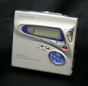 【中古】 SHARP シャープ MD-MT770-S シルバー ポータブルMDレコーダー (小型MDプレイヤー/再生/録音)