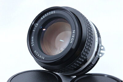 【中古】 Nikon MFレンズ Ai 50mm F1.4