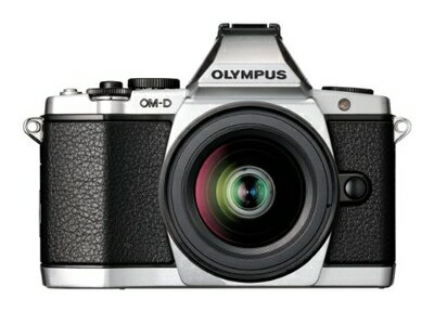 【中古】 OLYMPUS ミラーレス一眼 OM-D E-M5 レンズキット シルバー 1605万画素 防塵 防滴 OM-D E-M5 LKIT SLV
